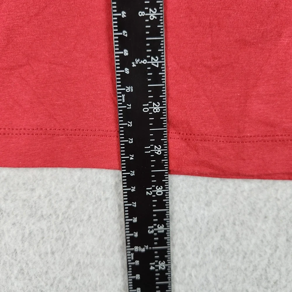 Nike T-Shirt Mens Small Red Cotton‎ Long Sleeve Slim Fit Crewneck Spell Out Logo